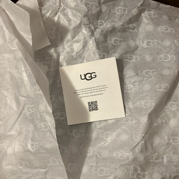 UGG PLATFORMS - Picture 3 of 4